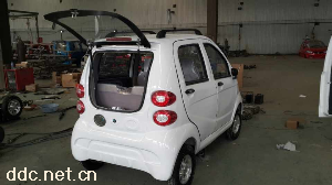  微型老年代步电动汽车